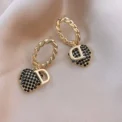 New Heart Shaped Earrings Fashion Golden Earrings D Letter Zircon Heart Shaped Pendant Retro Versatile Women's Jewelry - Image 2