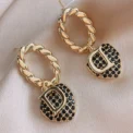 New Heart Shaped Earrings Fashion Golden Earrings D Letter Zircon Heart Shaped Pendant Retro Versatile Women's Jewelry - Image 4