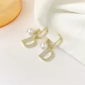 Korean Fashion Letter Pearl D Earrings Women 2024 New Fashion Earhook Light Luxury Drop Earring Elegant Delicate Jewelry Gift - Image 2