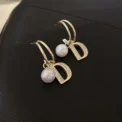 Korean Fashion Letter Pearl D Earrings Women 2024 New Fashion Earhook Light Luxury Drop Earring Elegant Delicate Jewelry Gift