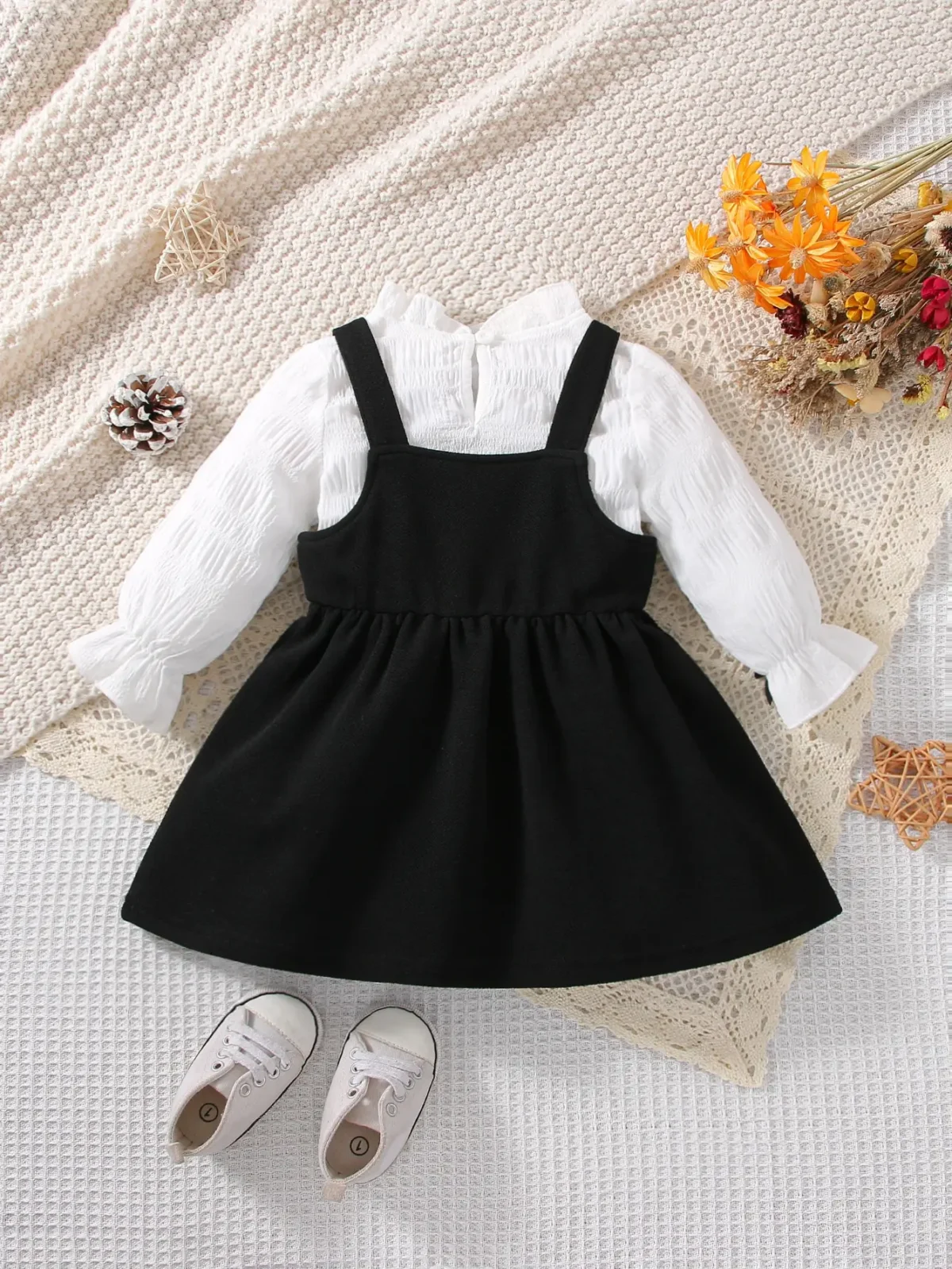 2-Piece Baby Girl Spring and Autumn Sweet New Style Beautiful Casual White Long Sleeve Black Strap Skirt Comfortable - Image 2