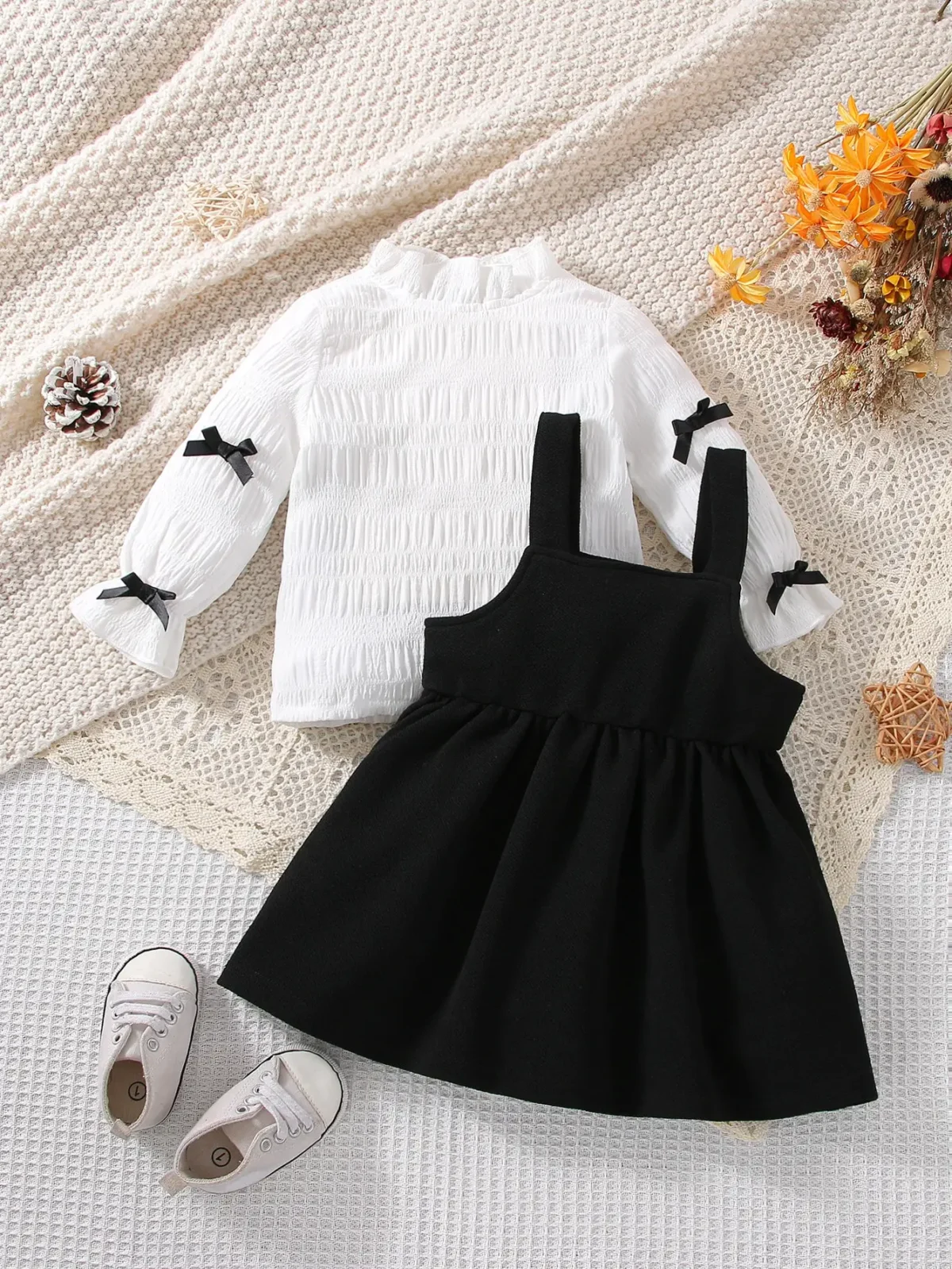 2-Piece Baby Girl Spring and Autumn Sweet New Style Beautiful Casual White Long Sleeve Black Strap Skirt Comfortable - Image 3
