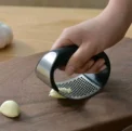 Stainless Steel Garlic Press - Manual Mincer For Jumbo Garlic & Fruit Vegetable Cooking - Image 5