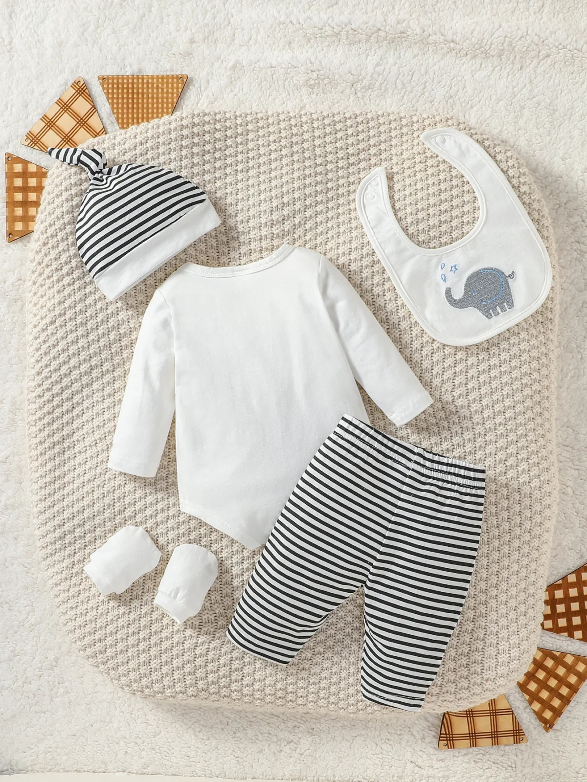 Pcs Baby Boy's all seasons Full Cartoon Elephant Streetwear Fashion Pantsuit +Hat +Gloves+Bib - Image 2