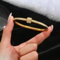 Europe and the United States hot stainless steel four-leaf clover lucky bracelet fashion women's nail bracelet gold bangles - Image 5