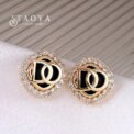2025 New Shiny Zircon Inlaid Black Square Letter Stud Earrings Luxurious Exquisite Jewelry Fashion Accessories for Women‘s Ears