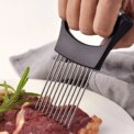 1pc Stainless Steel Onion Slicer Holder, Multipurpose Meat Tenderizers, Vegetable Potato Tomato Lemon Cutting Tool, Full Grip Ha - Image 4