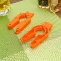Multi-functional Creative Plastic Manual Non-slip Can Opener Portable Drink Kitchen Gadgets Bar Party Lady Bottle Opener - Image 2