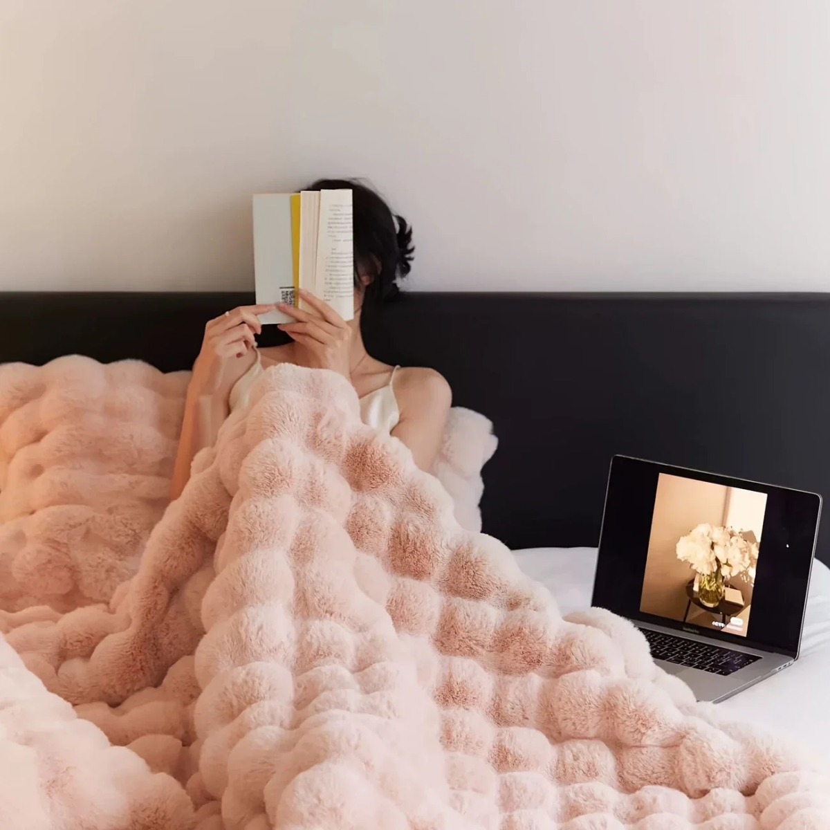 [Cozy|Faux Rabbit] Soft, Warm, 1pc Cozy Faux Rabbit Fleece Blanket | Throw for Bedroom, Guest Room, Living Room, Student Dormitory: 3  - 5 Days Free Delivery Only UK - Image 6
