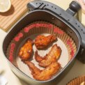 Air Fryer Magnet Silicone Buckle Baking Paper Fixation Tool Lock Disposable Liners Magnetic Air Fryer Buckle for Kitchen Baking: 3 - 5 Days Free Delivery Only UK - Image 3